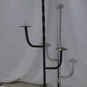 Lote siguiente: Candelabro de Hierro Forjado para 3 Velones