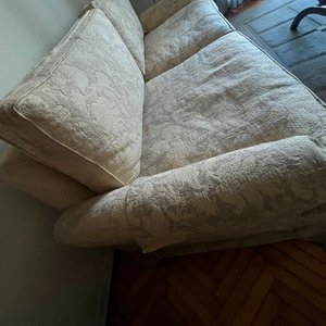 Sillón de 3 Cuerpos Tapizado Beige con Diseño Floral - imagen 3