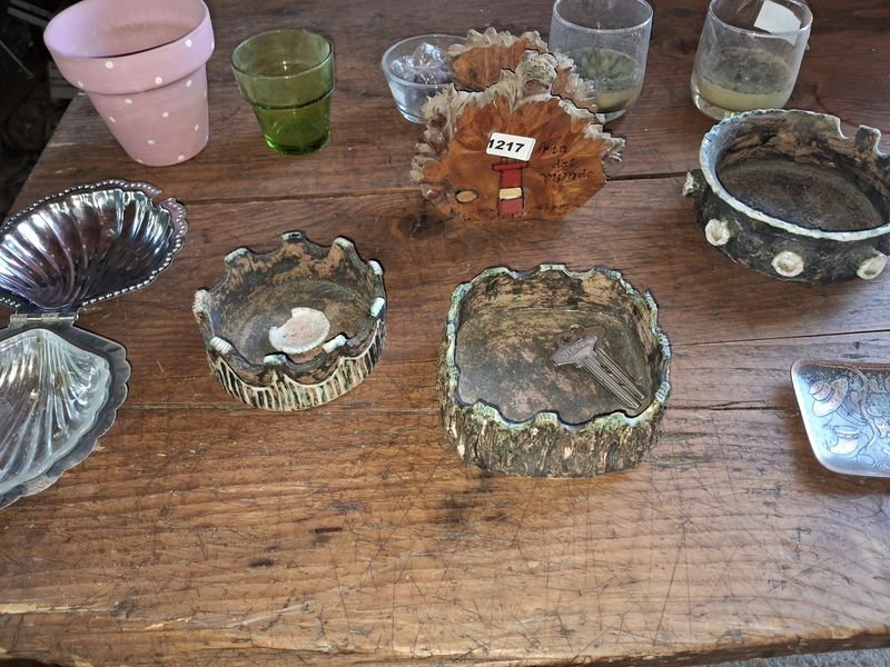 Lote anterior: Decoración para hogar: macetas, ceniceros, servilleteros y velas