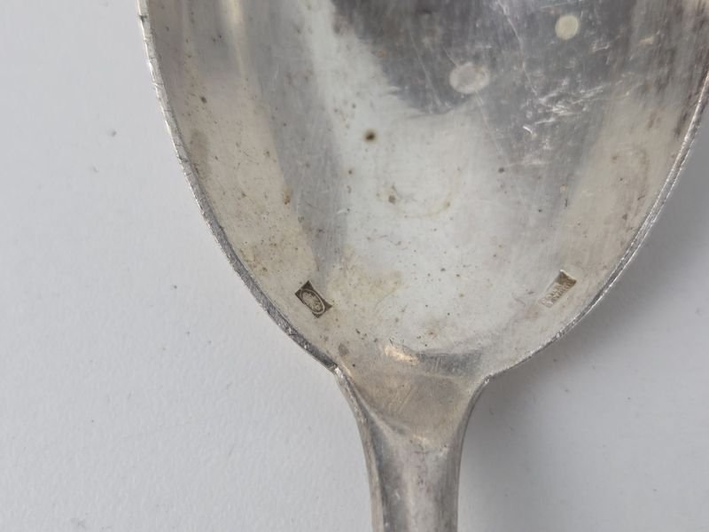 Cubiertos de servicio europeos en plata, excelente condición - imagen 7
