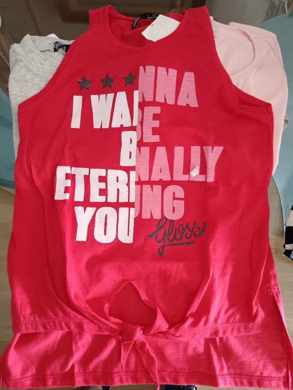 Remeras de niña en diferentes tamaños y colores - imagen 2