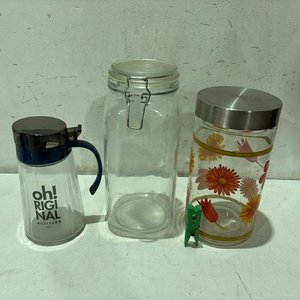Lote anterior: Set de 2 Bollones y Aceitera de Vidrio