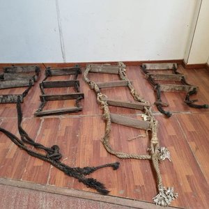 Lote anterior: Antiguas Escaleras de Cuerda Marina con Peldaños de Madera
