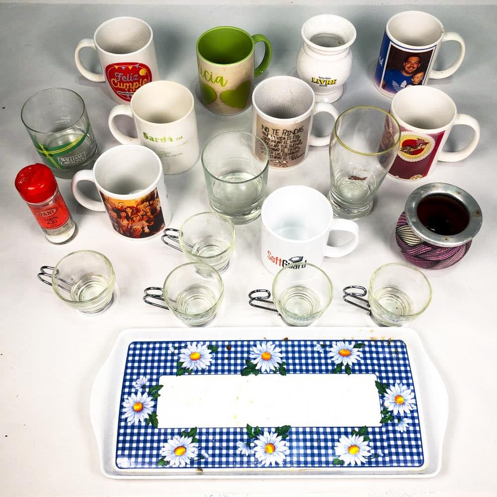 Lote de Tazas de Porcelana y Vidrio Variadas