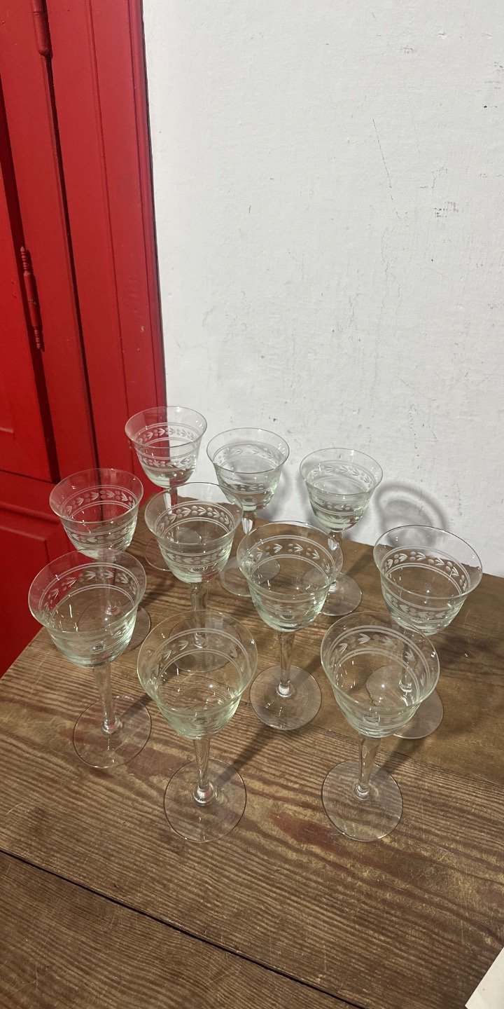 Juego de 10 Copas de Cristal Tallado