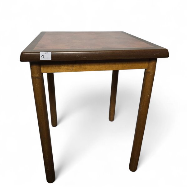 Mesa de patas redondas para decorar tu hogar