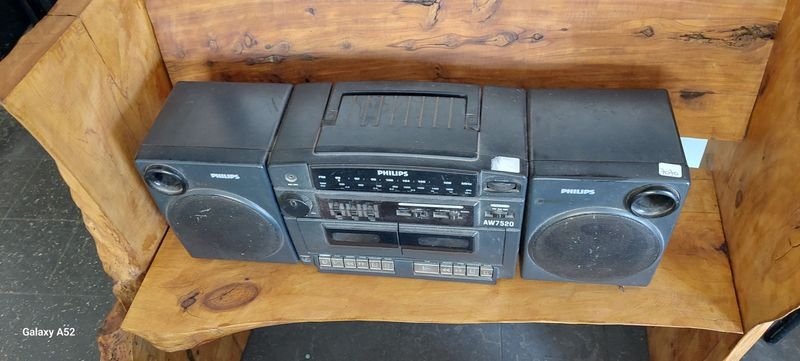 Equipo de música boombox con altavoz - imagen 2