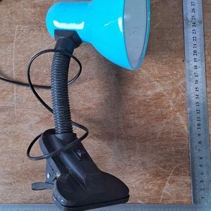 Lámpara de Escritorio con Pinza Ajustable - imagen 2