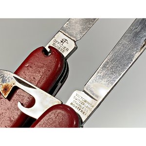 Dos Navajas Multifunción Rojas Victorinox Swiss Army - imagen 4