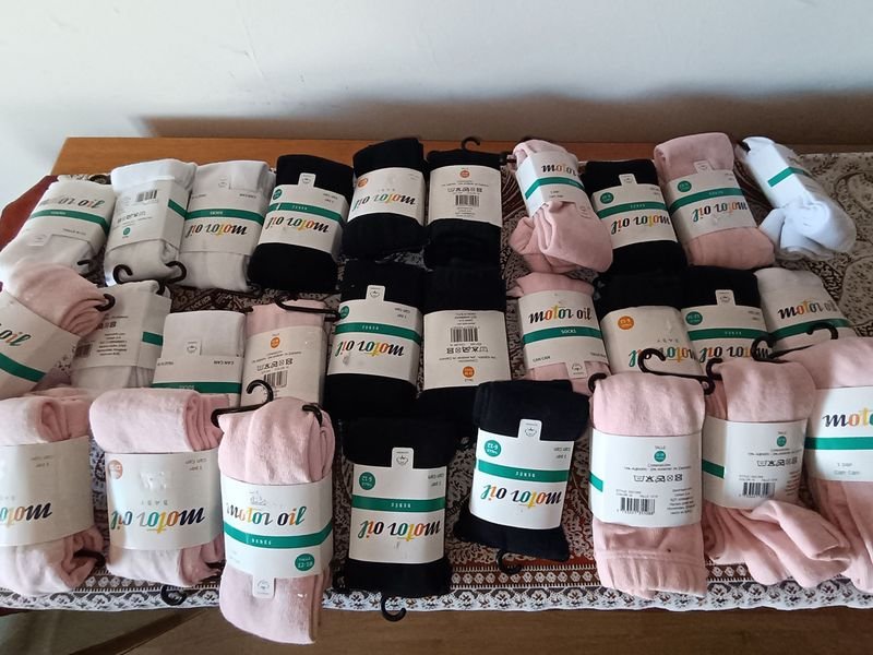Lote anterior: Medias can can para bebés de algodón