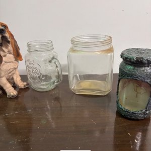 Lote Decorativo: Tres Búhos de Madera y Figuras Varias - imagen 4