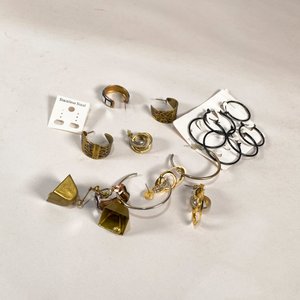 Lote siguiente: Lote de Aros y Caravanas Variados