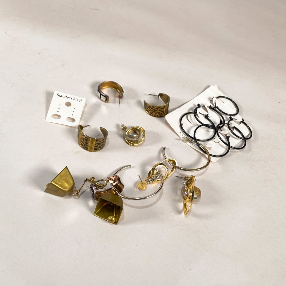 Lote de Aros y Caravanas Variados