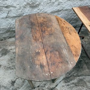 Dos Mesas de Madera Rústicas: Redonda y Rectangular - imagen 5