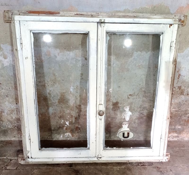 Item 900219 - Image 0