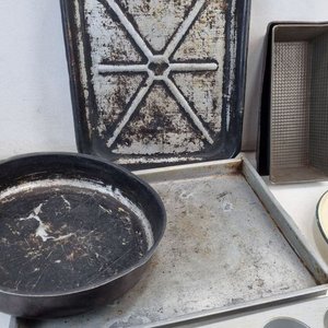 Lote de Moldes y Bandejas para Hornear: Muffins, Asaderas y Fuente Ovalada - imagen 6