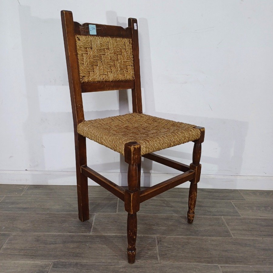 Lote anterior: Silla de madera con asiento y respaldo tejidos