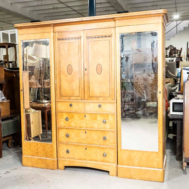 Item 2112928 - Image 0