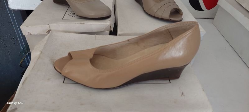 Zapatos de tacón alto en venta - imagen 2