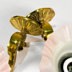 Par de Apliques de Bronce Labrado con Tulipanes Opalinos - imagen 2