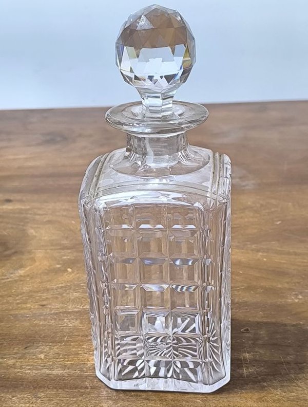 Licorera de Cristal Tallado para Decoración - imagen 1