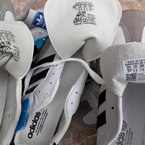 Lote anterior: Zapatillas Adidas Originales Talle 38.5