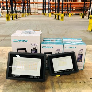 Lote siguiente: Focos LED OMIO 30W-50W Iluminación Exterior IP66