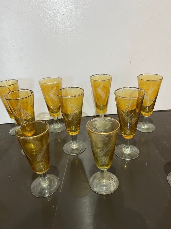 Cajas de vidrio talladas al ácido amarillo - imagen 3