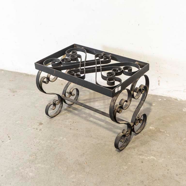 Item 2094694 - Image 1