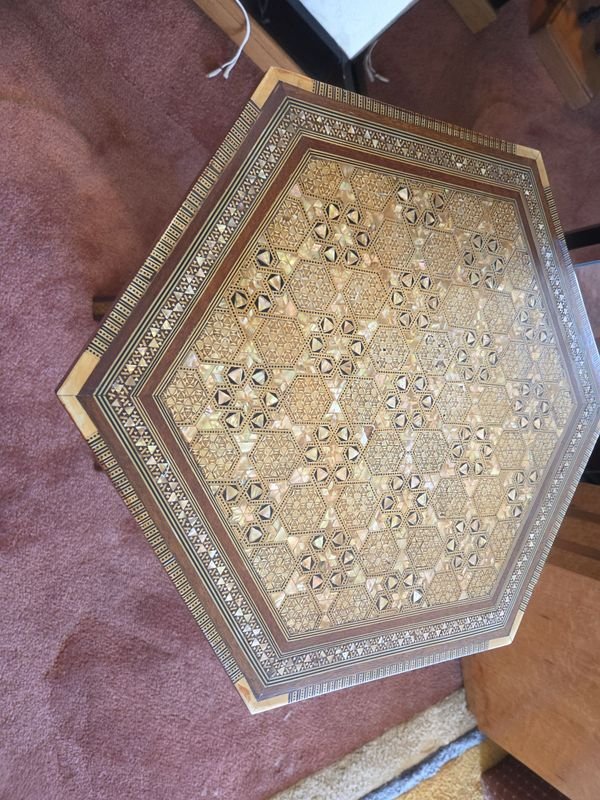 Mesa de té plegable marroquí con incrustaciones de nácar - imagen 2