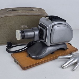 Lote anterior: Proyector de Diapositivas Vintage Noris Trumpf por Ernst Plank (Años 50)