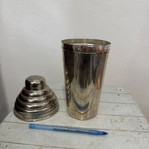 Lote de 2 Cocteleras Metálicas Plateadas - imagen 6