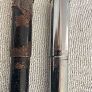Dos Infladores Metálicos y Cromados de Colección - imagen 2