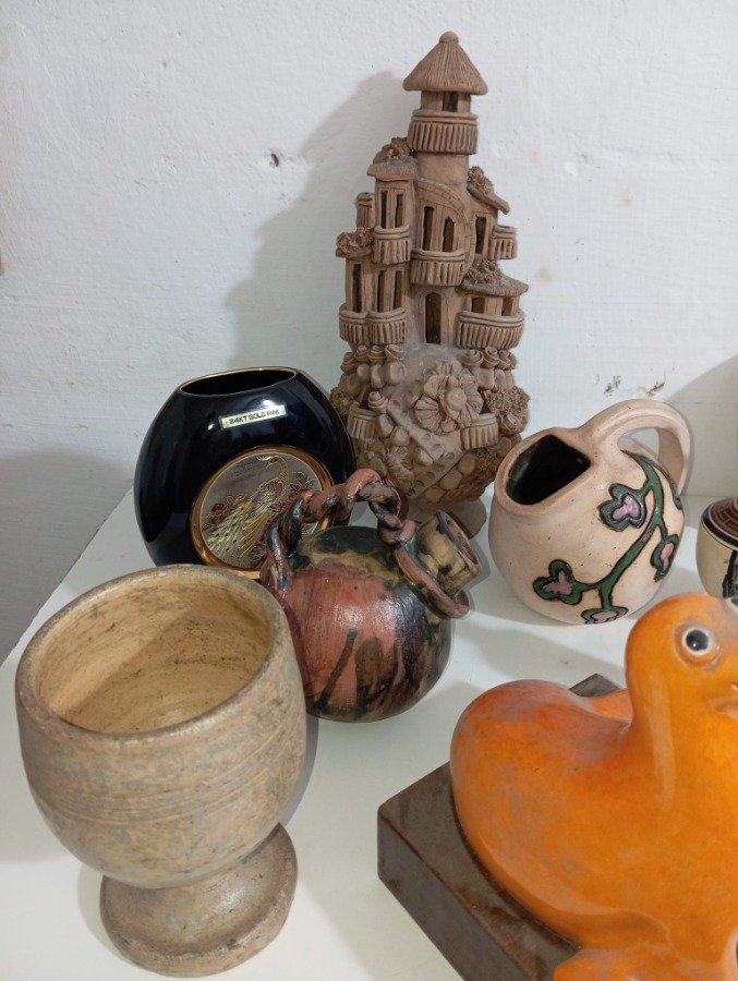 Colección de Figuras Decorativas de Cerámica y Porcelana - imagen 3