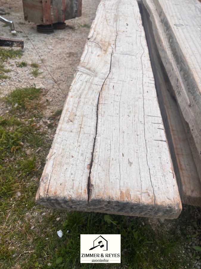 4 Tablones de Madera Rústica para Construcción