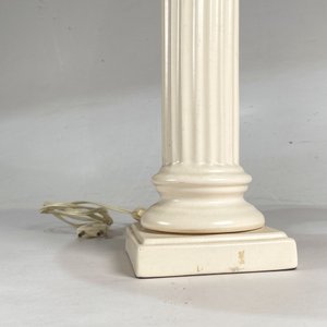 Lámpara de Mesa Estilo Columna Clásica - imagen 2