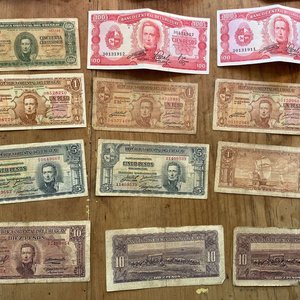 Billetes Antiguos de Colección Uruguayos - imagen 3
