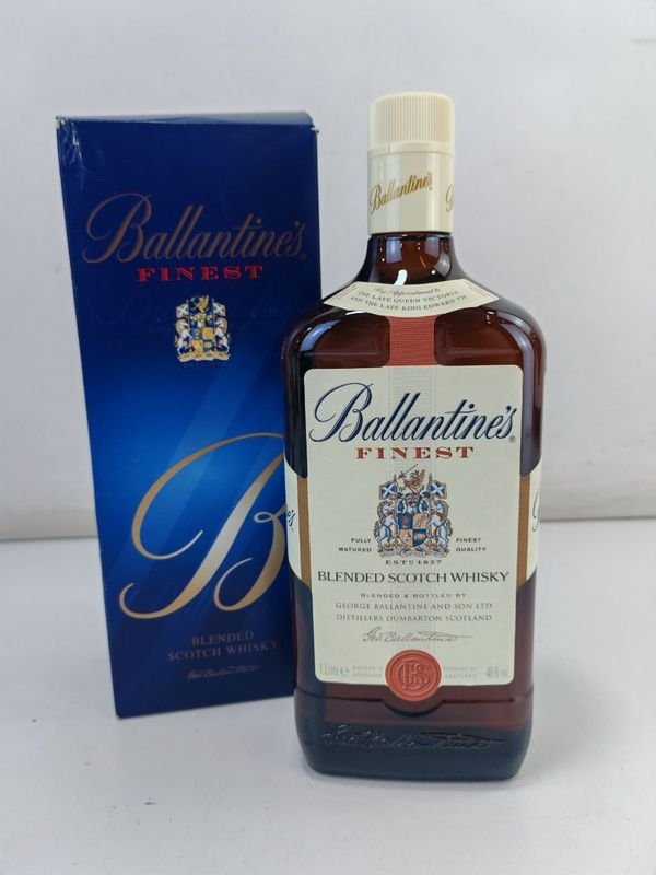 Lote siguiente: Whisky Ballatines 1 Lt - Botella de Whisky Escocés