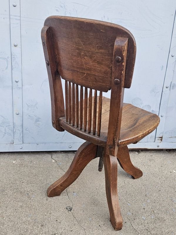 Silla giratoria antigua en madera - imagen 7