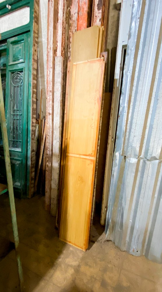 Lote anterior: Muebles de madera y troncos de pino para decoración