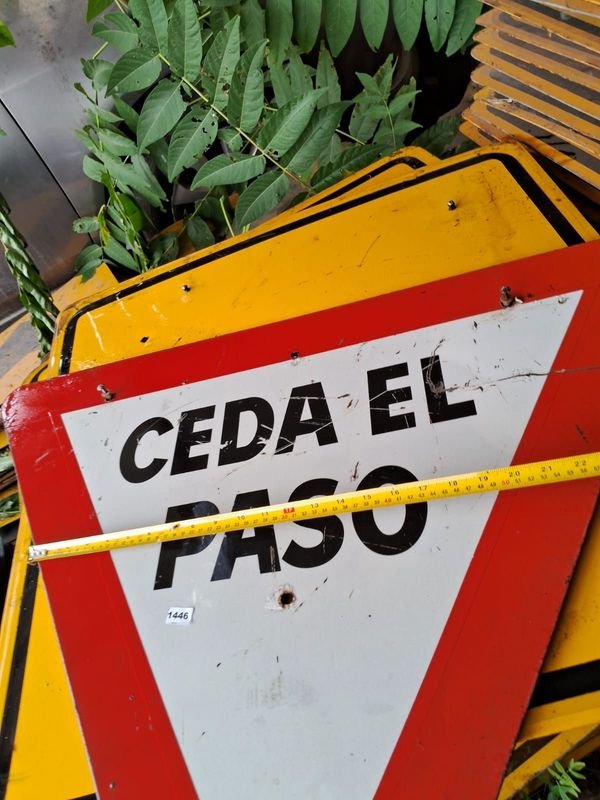 Señal de tráfico Ceda El Paso - imagen 2