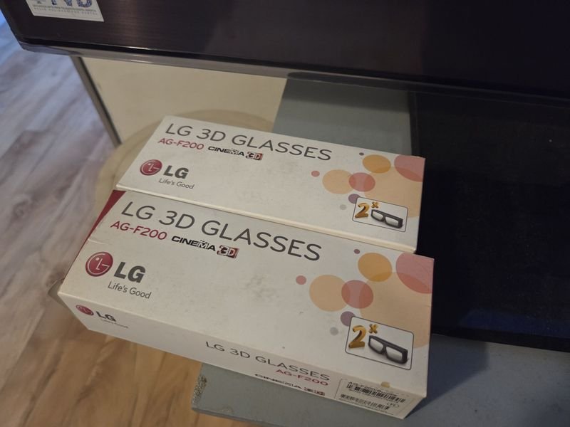 LG 47 Pulgadas TV con Control Remoto y Accesorios - imagen 3