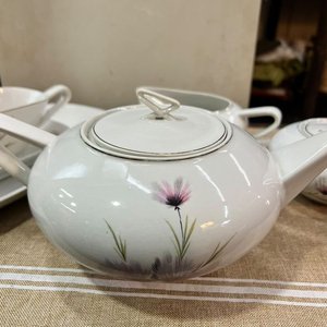 Conjunto de Porcelana Olmos Uruguaya con Flores Rosadas - 5 Piezas - imagen 12