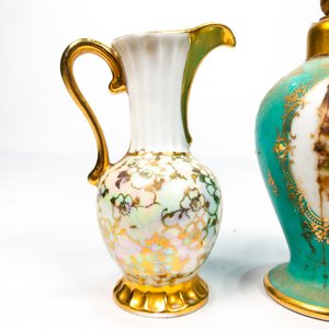 Lote de 2 piezas de porcelana Limoges y Maua: perfumero y jarrita decorada - imagen 4