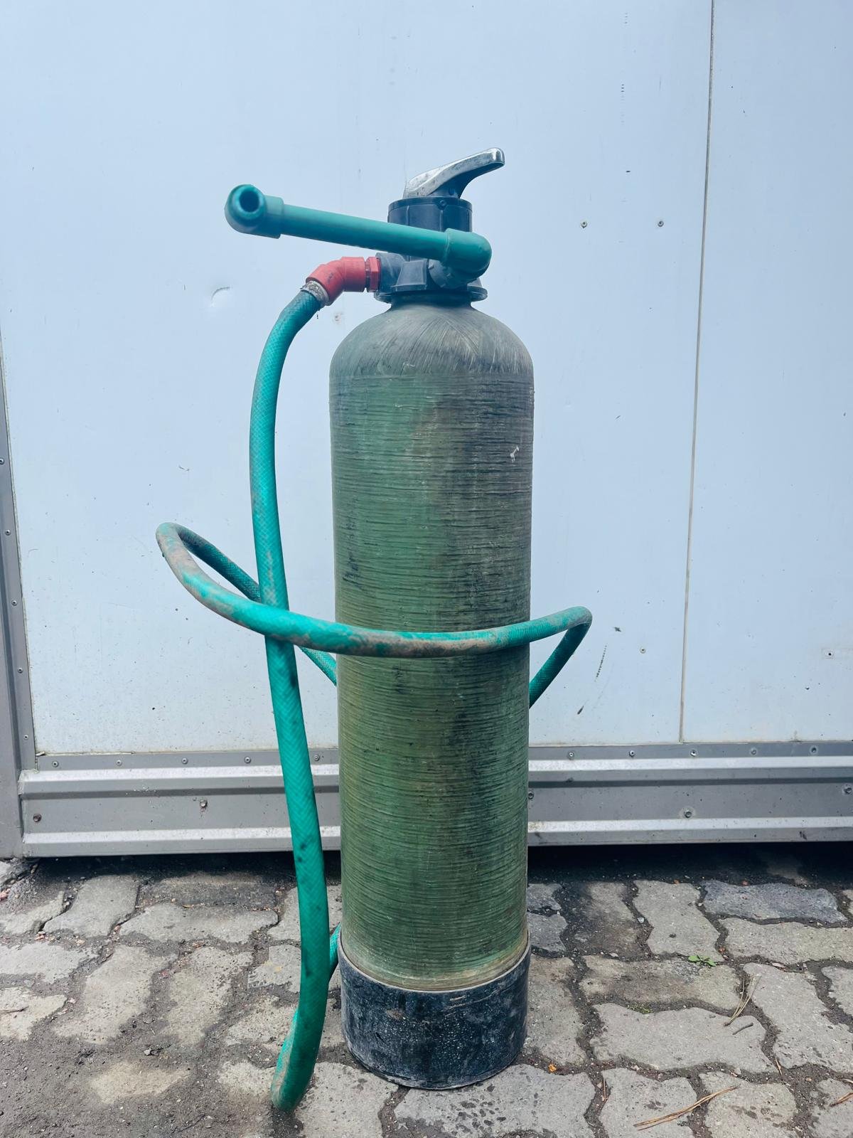 Tanque Hidroneumático de Fibra de Vidrio con Manguera