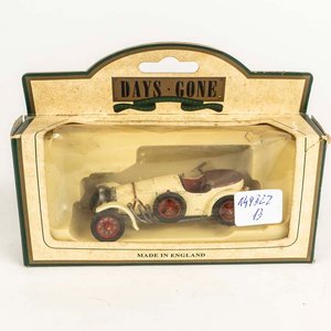 Cachila Days Gone made in England en su caja original  - Medidas: 15cm - imagen 2