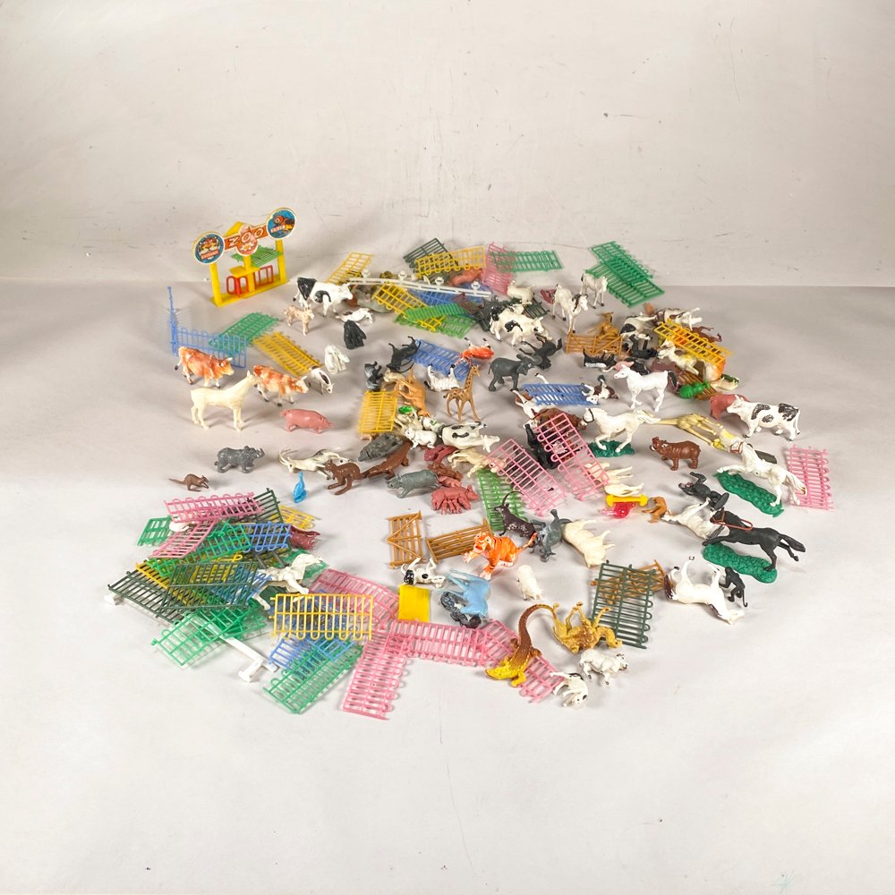 Colección de Animales de Granja y Zoo en Miniatura con Accesorios