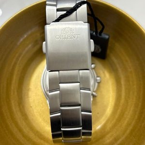 Reloj Orient Chronograph LTT09001B0 Acero Inoxidable Esfera Negra - imagen 4