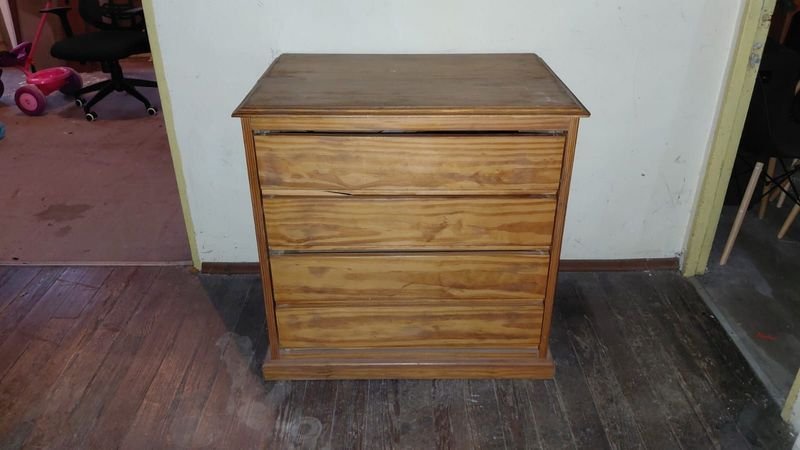Mueble de madera en excelente estado - imagen 2