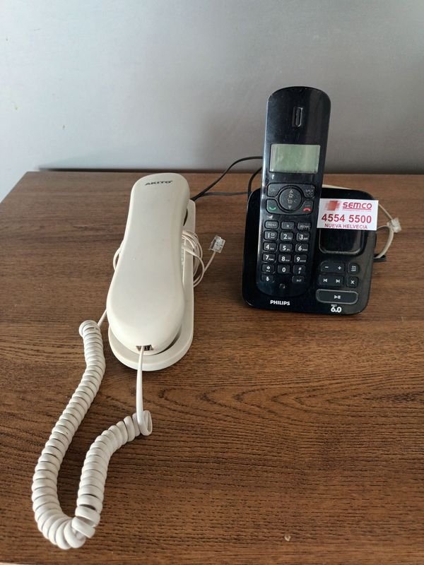 Lote de Teléfonos alámbricos e inalámbricos - Equipos electrónicos